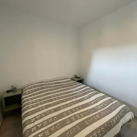 Tranquilo A Pocos Minutos Del Mar Apartment Bufaganas